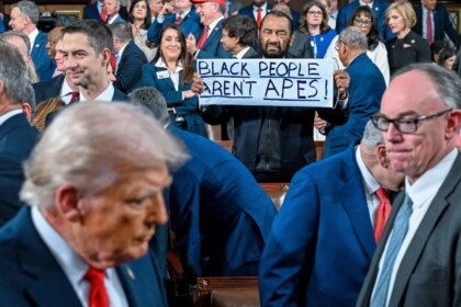 Rifirrafe entre Trump y los demócratas en el discurso del estado de la Unión: "Esta gente está loca", "Eres el presidente más corrupto"