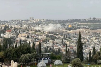 Guerra en Irán, en directo | EEUU desplegará más tropas en Oriente Medio mientras Irán golpea varias ciudades de Israel y bases militares en países del Golfo