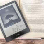 Amazon le dice adiós a varios Kindle antiguos: modelos que dejarán de recibir soporte