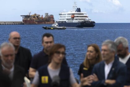 Hantavirus, última hora del brote en el crucero MV Hondius, en directo | Los 14 españoles aislados en el Gómez Ulla se han realizado ya la PCR y su resultado se dará a conocer hoy