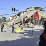 Imagen de corales expuestos en la costa de Pangyan tras el terremoto en Filipinas
