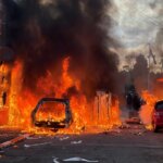 Imagen de una calle de Irlanda del Norte durante la ola de disturbios