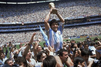 El Estadio Azteca, con su césped pisado por Maradona y Pelé, listo para su tercer mundial.