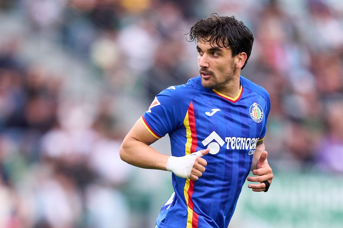 Mauro Arambarri jugando para Getafe, con la intensidad y capacidad de recuperación que lo caracterizan