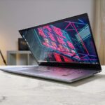 Comparativa de pantallas OLED e IPS en laptops para elegir la mejor opción en 2026