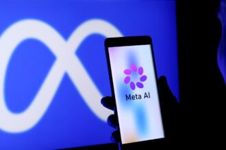 Imagen de centro de datos de Meta con servidores y GPU para entrenar modelos de IA generativa