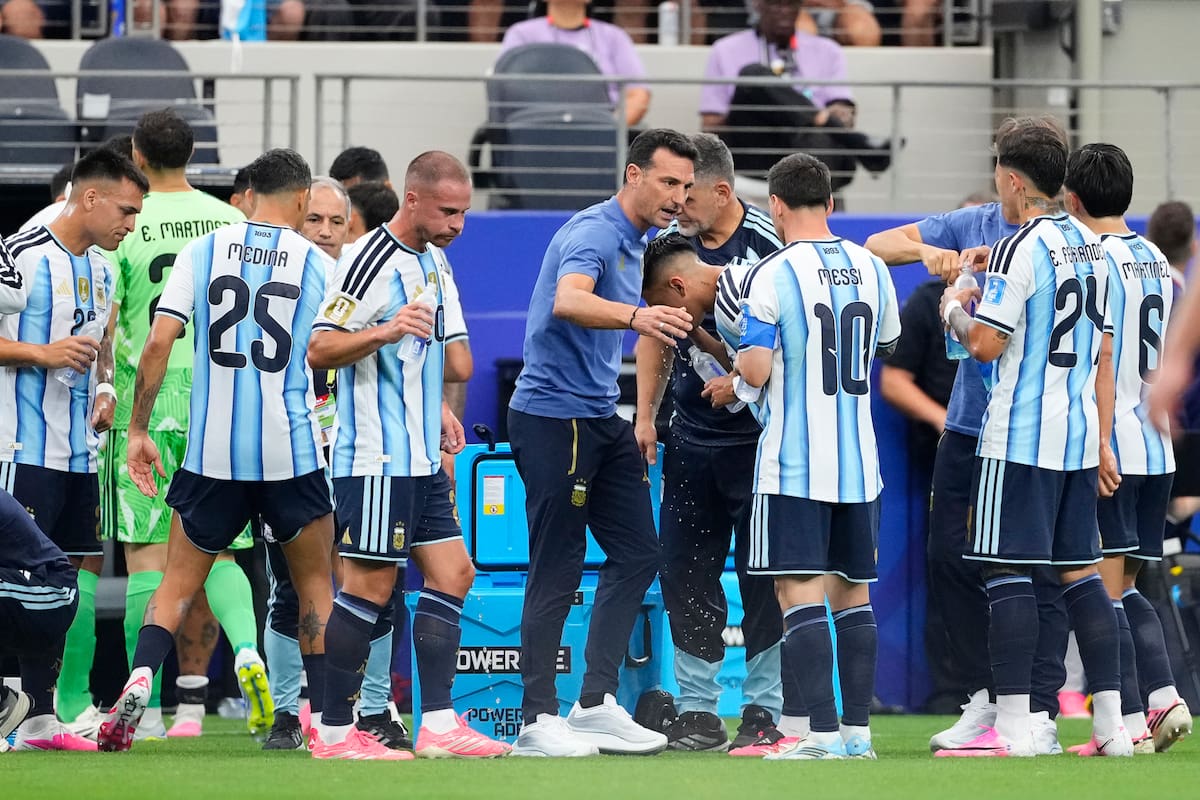 Lionel Messi en acción durante un partido de la selección argentina