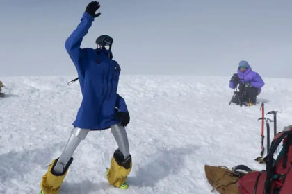 Un robot humanoide apunta a hacer historia al escalar el Monte Everest