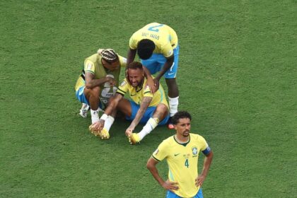 Erling Haaland celebra gol ante Brasil en el Mundial, símbolo de la derrota histórica del Scratch
