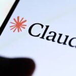 Interfaz de Claude Code con advertencia de seguridad por posible filtración de datos sensibles según China