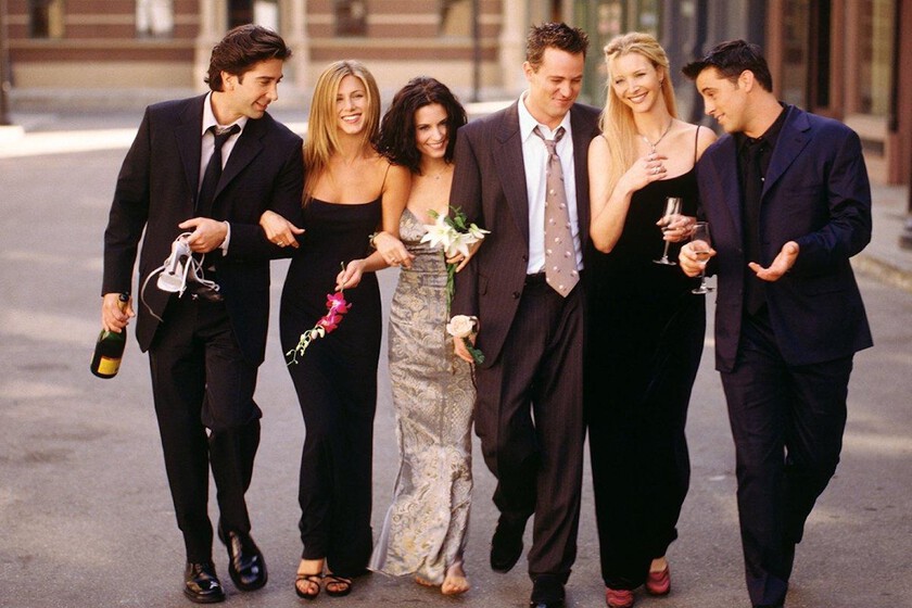 Póster de Friends con logos de Netflix y HBO Max, simbolizando el cambio en estrategias de streaming