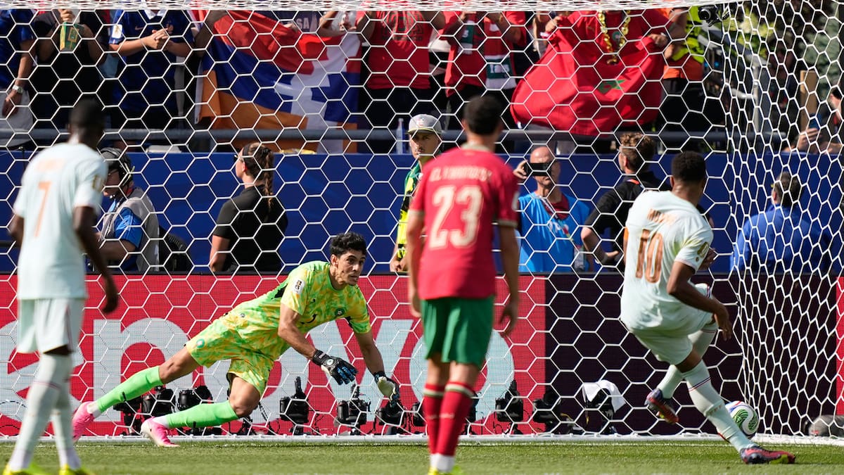 Kylian Mbappé y Achraf Hakimi en duelo Francia vs Marruecos, clave para la clasificación al Mundial 2026