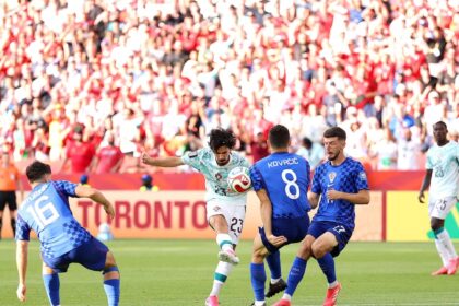 Jugadores de Portugal y Croacia en acción durante partido de octavos del Mundial 2026