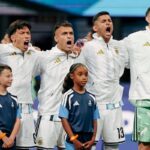 Emiliano Martínez y jugadores de la selección argentina entrenando, contexto de irregularidad en la Copa América