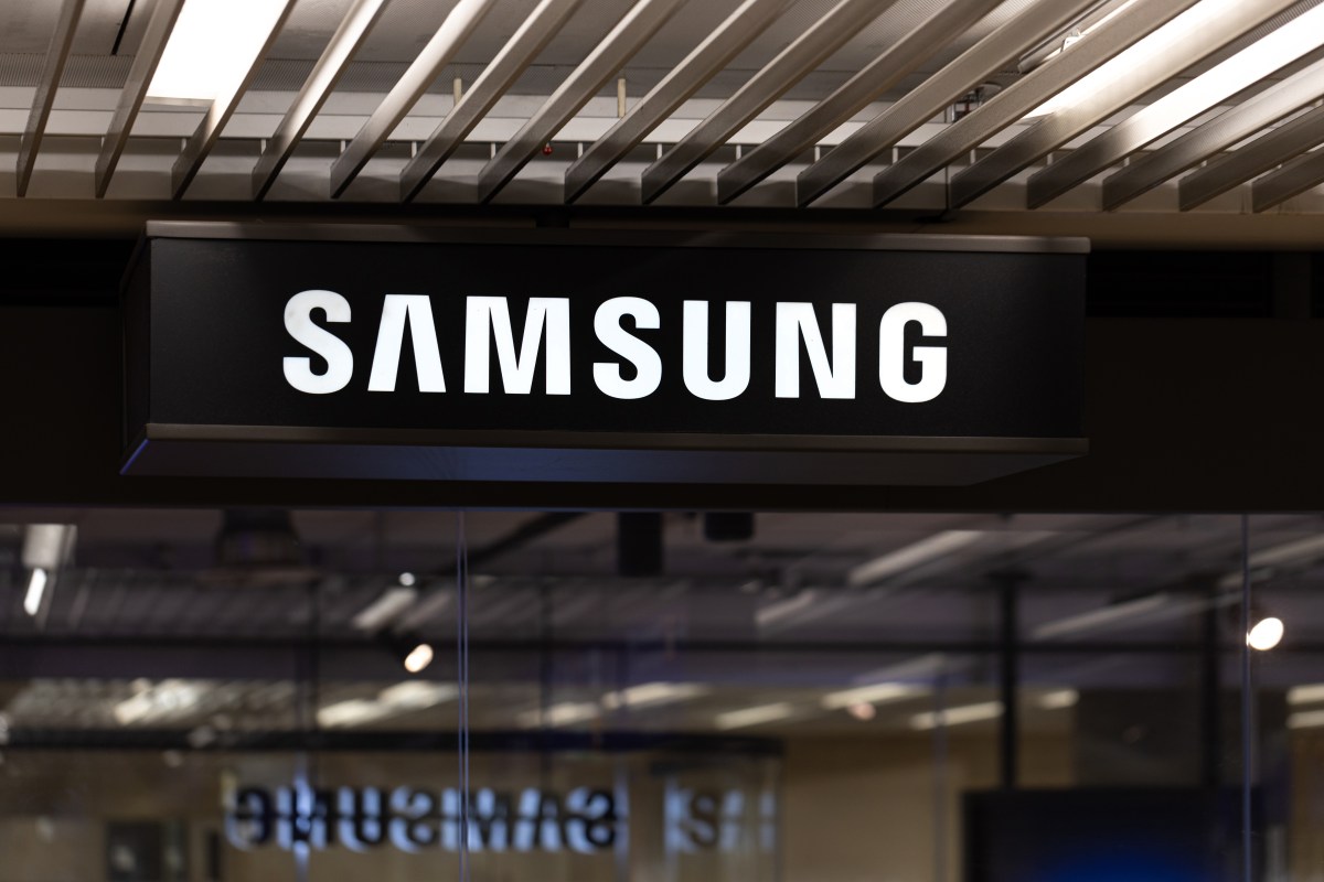 Fábrica de semiconductores de Samsung produciendo chips DRAM y NAND para inteligencia artificial y servidores